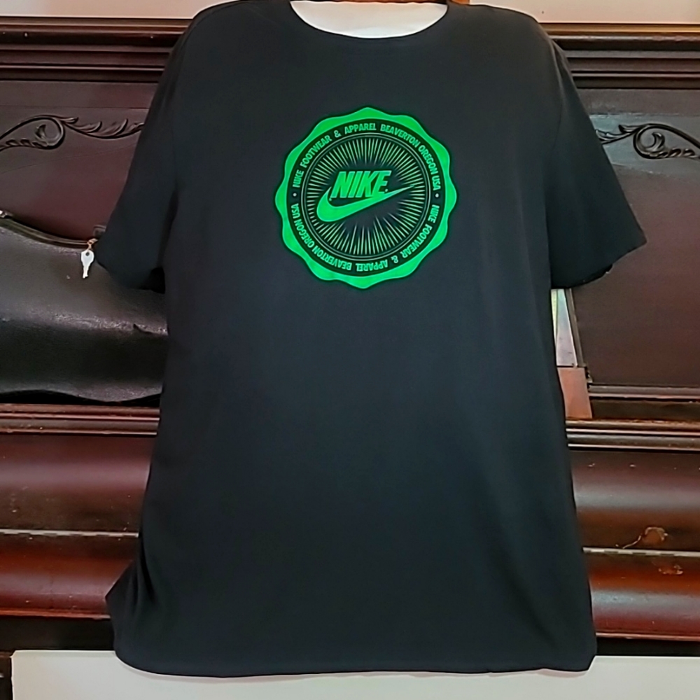 XL Nike Tee